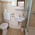 شقة Neda راب